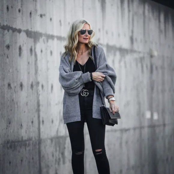 ALDO HANDBAG BLACK 10 1/2" X 9" X 4" SILVER ACCENTS - CROCODILE DESIGN W/CHAIN! - Picture 2 of 7